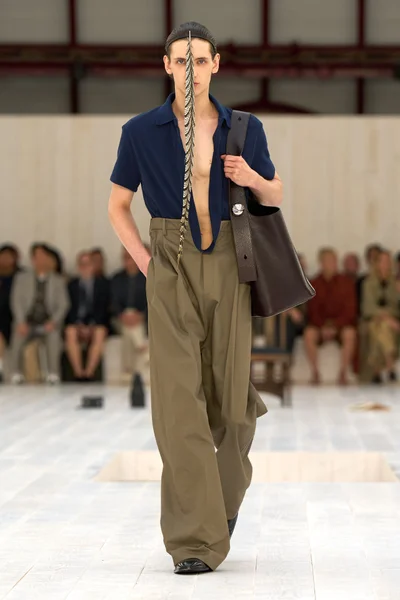 Look 51